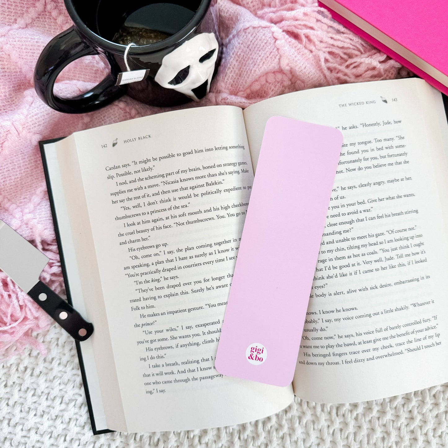 Bookmark, Cutesy Slashers